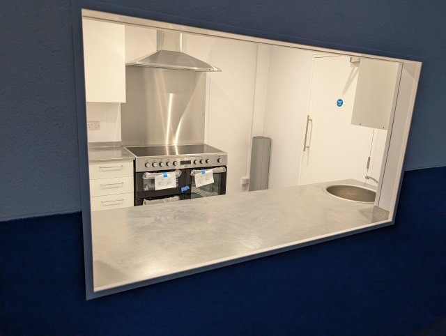 kitchen
                                                          hatch